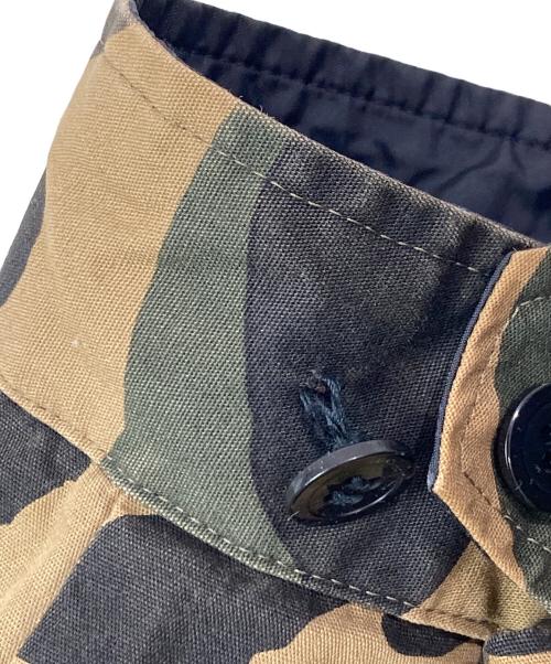 A BATHING APE（アベイシングエイプ）A BATHING APE (アベイシングエイプ) 1ST CAMOリバーシブルナイロンスイングトップ ブラック×カーキ サイズ:Ｍの古着・服飾アイテム