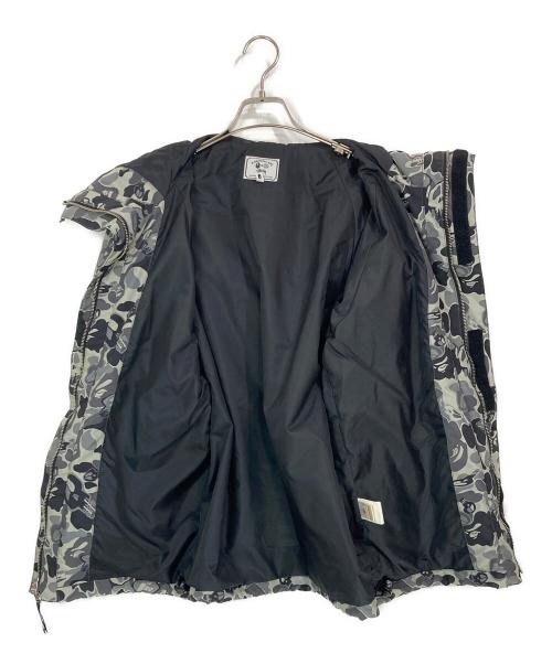 A BATHING APE（アベイシングエイプ）A BATHING APE (アベイシングエイプ) stussy (ステューシー) スノーボードジャケット グレー サイズ:Lの古着・服飾アイテム