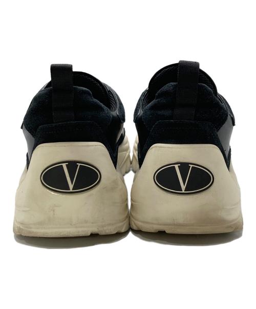 VALENTINO（ヴァレンティノ）VALENTINO (ヴァレンティノ) ダッドスニーカー ブラック サイズ:SIZE 42 1/2の古着・服飾アイテム