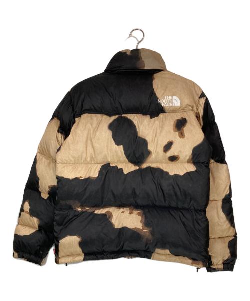 THE NORTH FACE（ザ ノース フェイス）THE NORTH FACE (ザ ノース フェイス) Supreme (シュプリーム) ブリーチド デニム プリント ヌプシ ジャケット ブラック×ベージュ サイズ:Mの古着・服飾アイテム