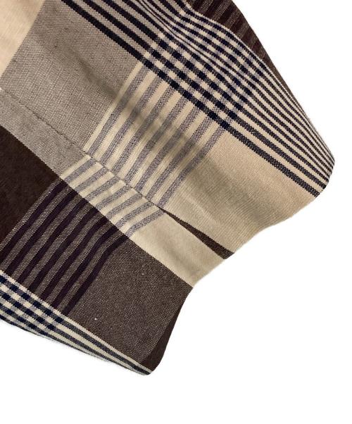 LARDINI（ラルディーニ）LARDINI (ラルディーニ) 段返り3Bテーラードジャケット ベージュ サイズ:SIZE 48の古着・服飾アイテム