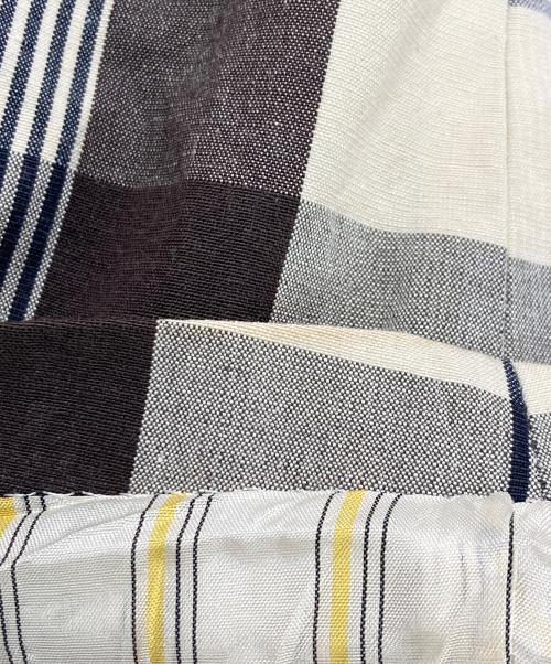 LARDINI（ラルディーニ）LARDINI (ラルディーニ) 段返り3Bテーラードジャケット ベージュ サイズ:SIZE 48の古着・服飾アイテム
