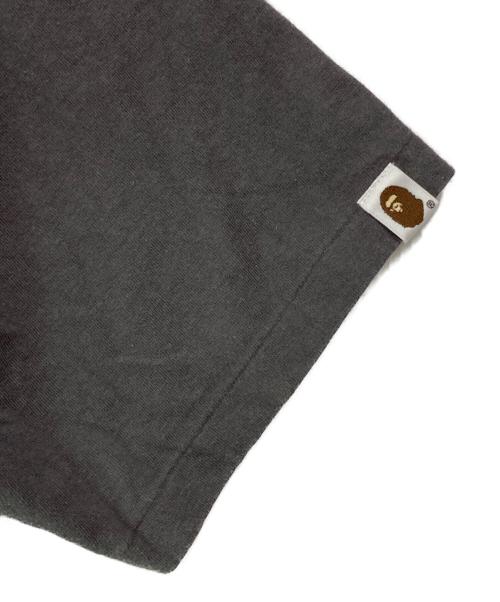 BAPE BY A BATHING APE（ベイプバイアベイシングエイプ）BAPE BY A BATHING APE (ベイプバイアベイシングエイプ) Tシャツ グレー サイズ:XLの古着・服飾アイテム
