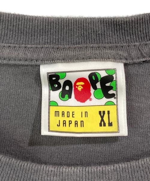 BAPE BY A BATHING APE（ベイプバイアベイシングエイプ）BAPE BY A BATHING APE (ベイプバイアベイシングエイプ) Tシャツ グレー サイズ:XLの古着・服飾アイテム