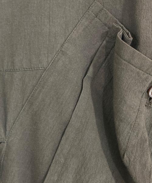 ISSEY MIYAKE（イッセイミヤケ）ISSEY MIYAKE (イッセイミヤケ) カーゴポケットシャツ ブラウン サイズ:Mの古着・服飾アイテム