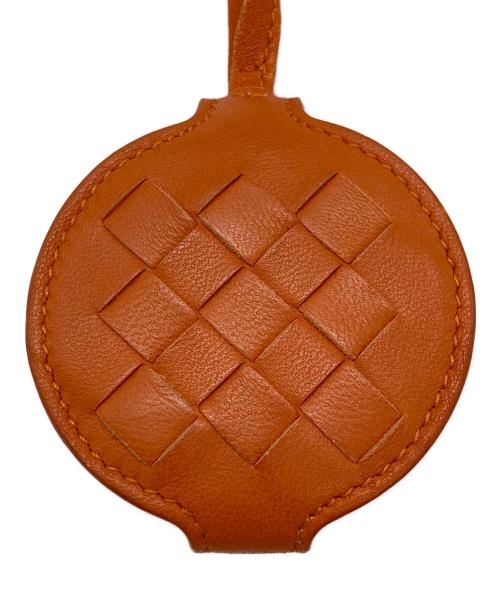 BOTTEGA VENETA（ボッテガベネタ）BOTTEGA VENETA (ボッテガベネタ) イントレチャートミラーチャーム オレンジの古着・服飾アイテム