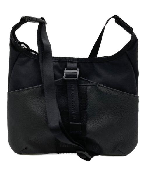 BRIEFING（ブリーフィング）BRIEFING (ブリーフィング) WHITE MOUNTAINEERING (ホワイトマウンテ二アニング) DAILY SACOCHE ブラックの古着・服飾アイテム