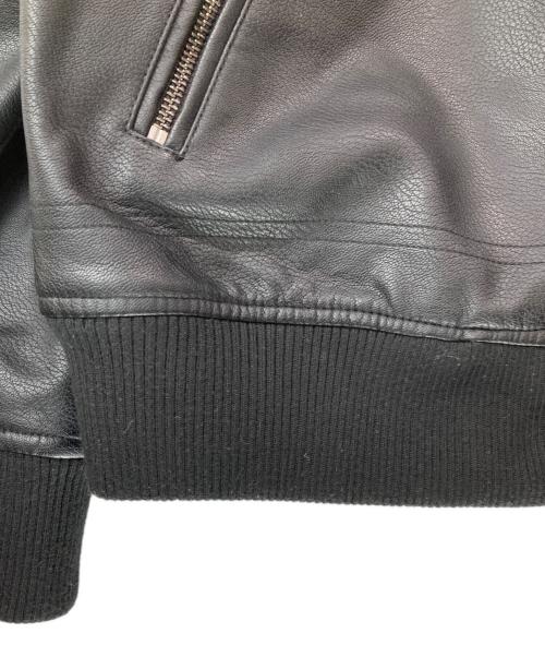 LEVI'S（リーバイス）LEVI'S (リーバイス) フェイクレザーフライトジャケット ブラック サイズ:XLの古着・服飾アイテム