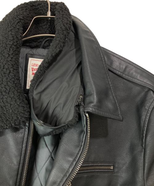 LEVI'S（リーバイス）LEVI'S (リーバイス) フェイクレザーフライトジャケット ブラック サイズ:XLの古着・服飾アイテム