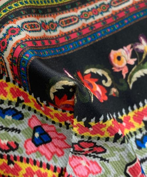 ETRO（エトロ）ETRO (エトロ) フラワープリントショルダーバッグ マルチカラーの古着・服飾アイテム