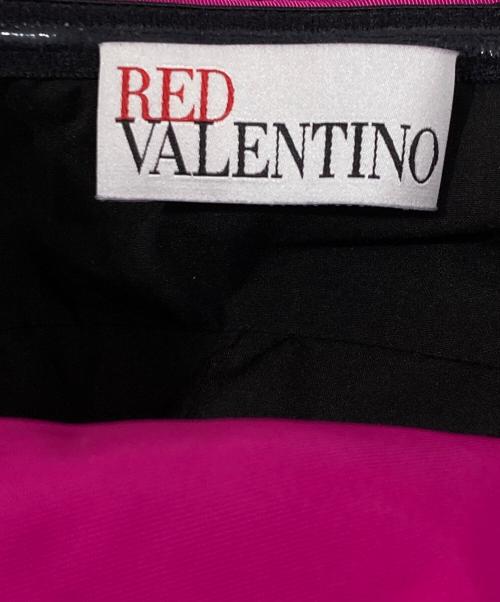 RED VALENTINO（レッドヴァレンティノ）RED VALENTINO (レッドヴァレンティノ) スパンコールティアードワンピース ブラック サイズ:42の古着・服飾アイテム