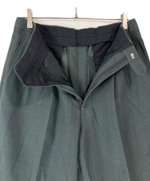GIORGIO ARMANI LE COLLEZIONI（ジョルジオアルマーニ）GIORGIO ARMANI LE COLLEZIONI (ジョルジオアルマーニ) セットアップスーツ グレー サイズ:48の古着・服飾アイテム