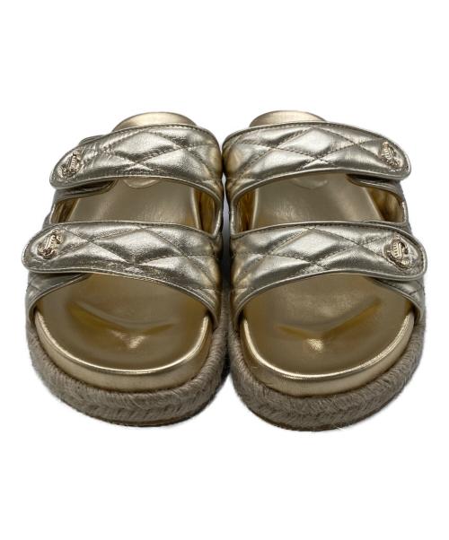JIMMY CHOO（ジミーチュウ）JIMMY CHOO (ジミーチュウ) FARONE LUG FLAT サンダル シャンパンクリスタル サイズ:38の古着・服飾アイテム