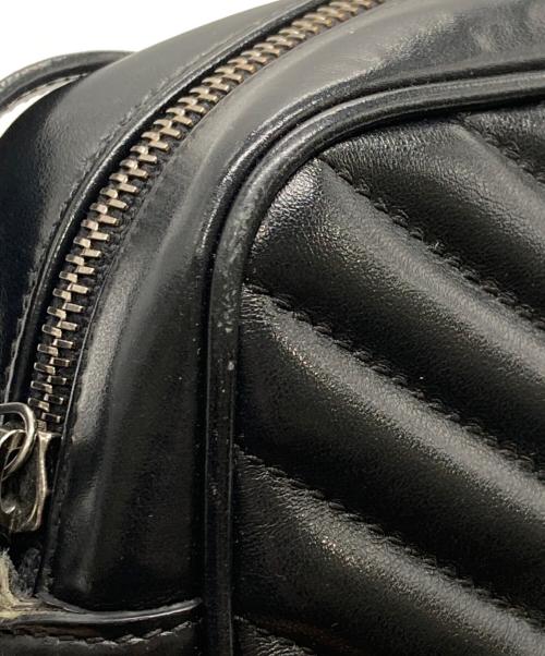 Saint Laurent Paris（サンローランパリ）Saint Laurent Paris (サンローランパリ) キルティングショルダーバッグ ブラック×シルバーの古着・服飾アイテム