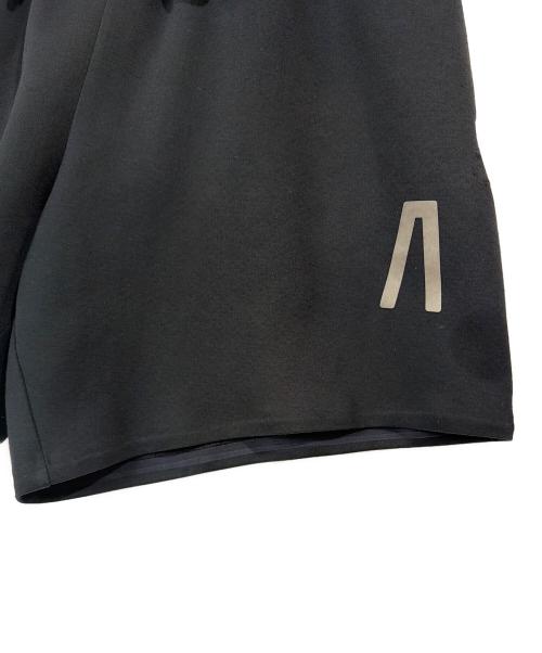 adidas（アディダス）adidas (アディダス) Fear Of God (フィア・オブ・ゴッド) アスレチックス バスケットボール メッシュ ショーツ ブラック サイズ:2XLの古着・服飾アイテム