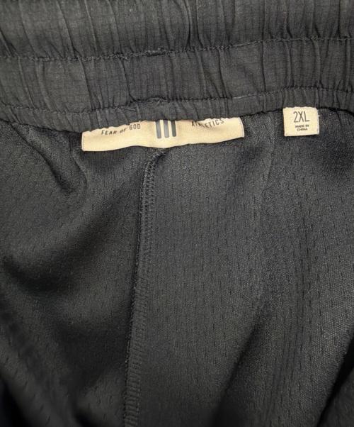 adidas（アディダス）adidas (アディダス) Fear Of God (フィア・オブ・ゴッド) アスレチックス バスケットボール メッシュ ショーツ ブラック サイズ:2XLの古着・服飾アイテム