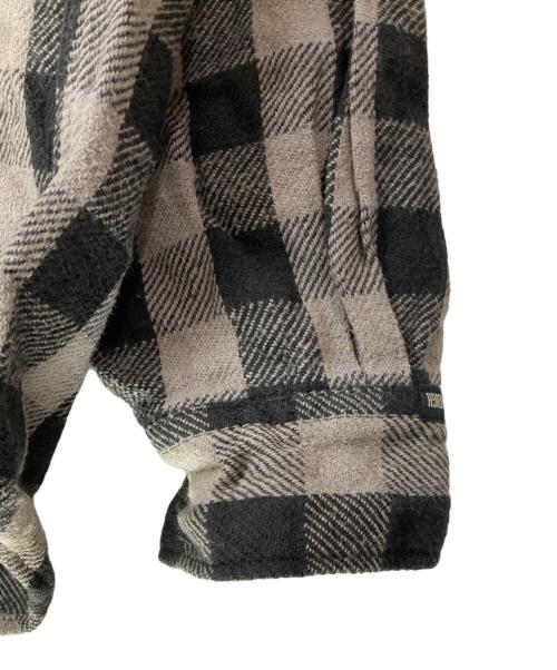 GOODENOUGH（グッドイナフ）GOODENOUGH (グッドイナフ) ノーカラーチェックネルシャツ ブラック×グレー サイズ:Ｌの古着・服飾アイテム