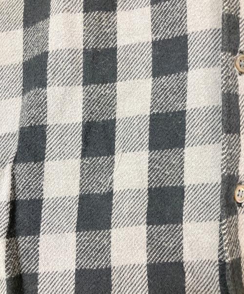 GOODENOUGH（グッドイナフ）GOODENOUGH (グッドイナフ) ノーカラーチェックネルシャツ ブラック×グレー サイズ:Ｌの古着・服飾アイテム