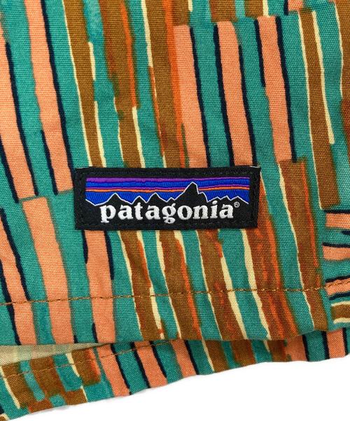 Patagonia（パタゴニア）Patagonia (パタゴニア) ファンホッガーズ・ショーツ グリーン×ブラウン サイズ:XLの古着・服飾アイテム