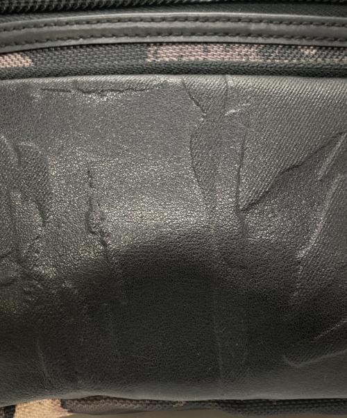 TUMI（トゥミ）TUMI (トゥミ) ユーティリティ ボディバッグ ブラックの古着・服飾アイテム