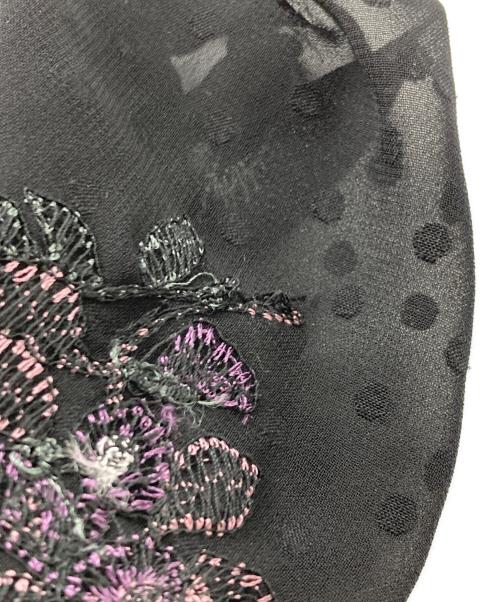 GRACE CONTINENTAL（グレースコンチネンタル）GRACE CONTINENTAL (グレースコンチネンタル) フラワー刺繍ドットワンピース ブラック サイズ:36の古着・服飾アイテム