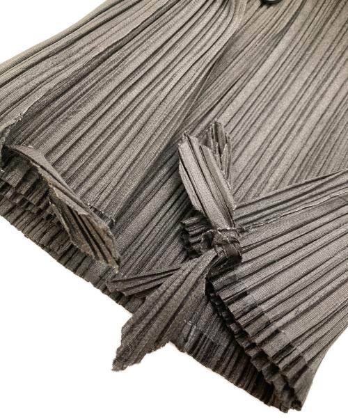 PLEATS PLEASE（プリーツプリーズ）PLEATS PLEASE (プリーツプリーズ) プリーツブラウス ブラウン サイズ:3の古着・服飾アイテム