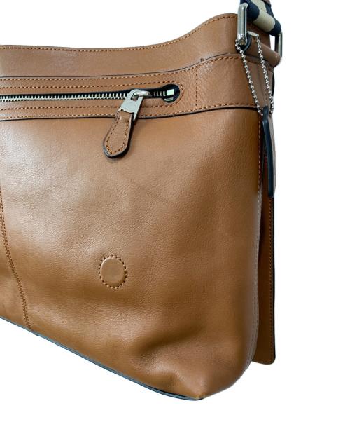 COACH（コーチ）COACH (コーチ) サリバン スムース レザー メッセンジャー ブラウンの古着・服飾アイテム