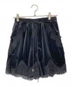 MAISON SPECIALメゾンスペシャル）の古着「Hem Lace Velour Shorts」｜ブラック