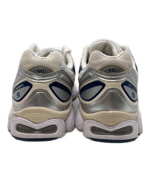 asics（アシックス）asics (アシックス) GEL-NIMBUS 9 ホワイト×ブルー サイズ:25.5cmの古着・服飾アイテム