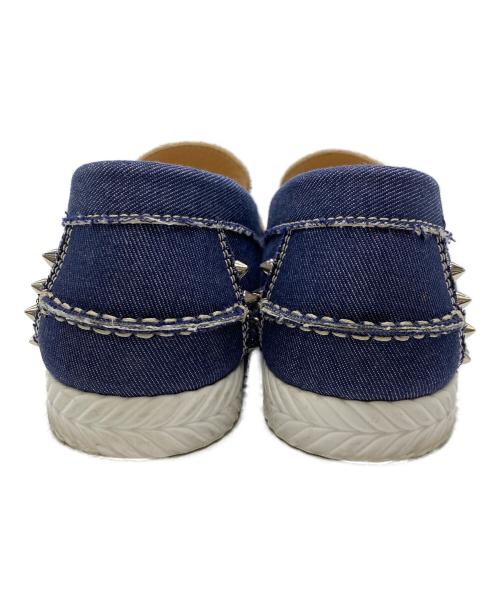 Christian Louboutin（クリスチャン・ルブタン）Christian Louboutin (クリスチャン・ルブタン) スタッズデニムローファー インディゴ サイズ:SIZE 41 1/2の古着・服飾アイテム