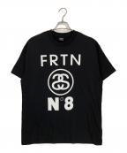 stussyステューシー）の古着「FRTNロゴプリントTシャツ」｜ブラック