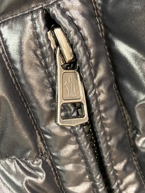 MONCLER（モンクレール）MONCLER (モンクレール) ダウンジャケット ブラック サイズ:5の古着・服飾アイテム