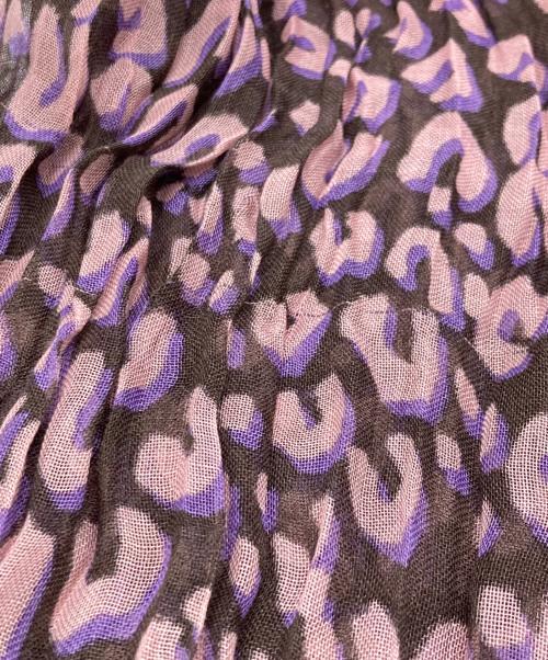 LOUIS VUITTON（ルイ ヴィトン）LOUIS VUITTON (ルイ ヴィトン) エトール レオパード ストール ブラウン×ピンクの古着・服飾アイテム