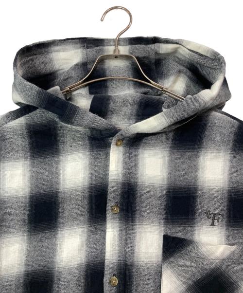FLATLUX（フラットラックス）FLATLUX (フラットラックス) Venti Hooded Shirt ブラック サイズ:SIZE Freeの古着・服飾アイテム