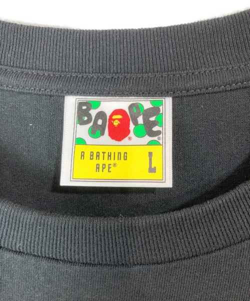 A BATHING APE（アベイシングエイプ）A BATHING APE (アベイシングエイプ) サイドカモシャークTシャツ ブラック サイズ:Lの古着・服飾アイテム
