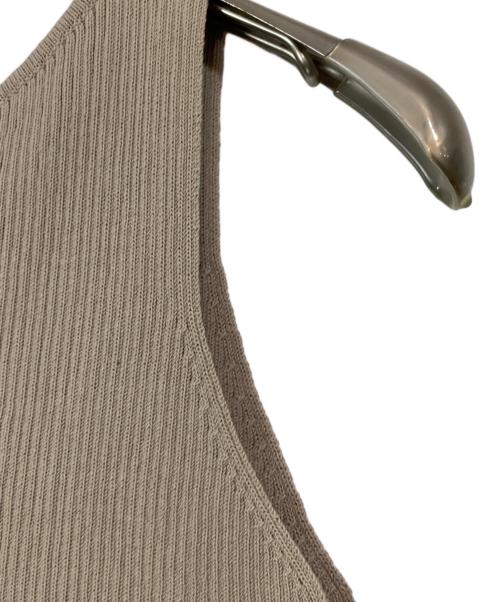 L'appartement（アパルトモン）L'Appartement (アパルトモン) Back V Rib ベージュ サイズ:Free 未使用品の古着・服飾アイテム