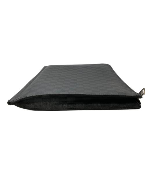 LOUIS VUITTON（ルイ ヴィトン）LOUIS VUITTON (ルイ ヴィトン) クラッチバッグ/ダミエ・グラフィット ポッシュ・ドキュマン/N48247 ブラック サイズ:フランスの古着・服飾アイテム