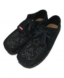 CLARKS×SUPREME（クラークス×シュプリーム）の古着「23ss コラボウエスタンワラビーシューズ」｜ブラック