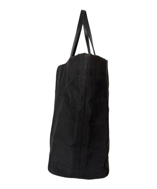 CHANEL（シャネル）CHANEL (シャネル) トートバッグ/ニュートラベルライン トートMM ブラックの古着・服飾アイテム