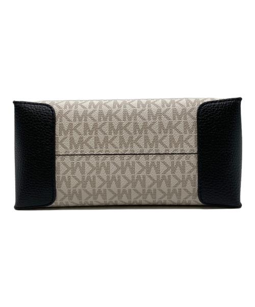 MICHAEL KORS（マイケルコース）MICHAEL KORS (マイケルコース) 2WAYショルダーバッグ/ショッパートート クロスボディ ミディアム - MKシグネチャー アイボリーの古着・服飾アイテム