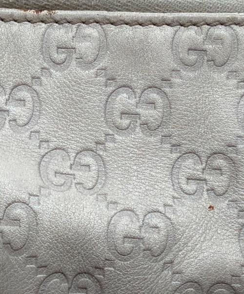 GUCCI（グッチ）GUCCI (グッチ) ロゴプレートハンドバッグ ホワイトの古着・服飾アイテム