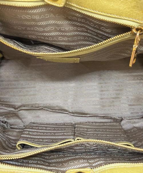 PRADA（プラダ）PRADA (プラダ) ヴィッテロシャイン2WAYバッグ イエローの古着・服飾アイテム
