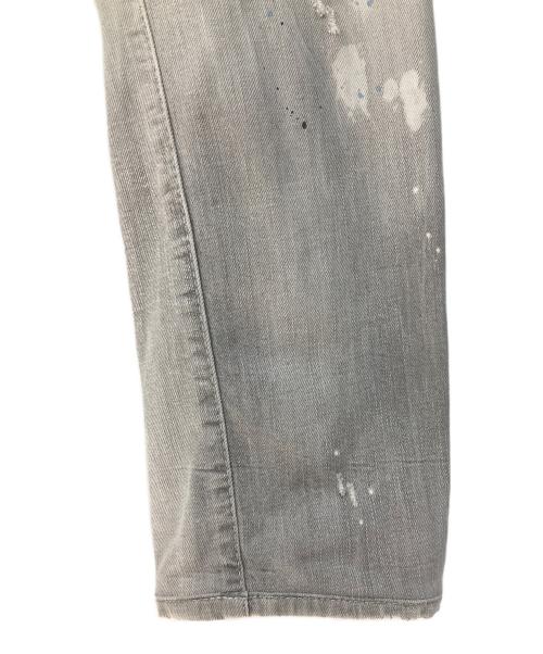 DSQUARED2（ディースクエアード）DSQUARED2 (ディースクエアード) ボタンフライジーンズ/Sexy Twist グレー サイズ:48の古着・服飾アイテム