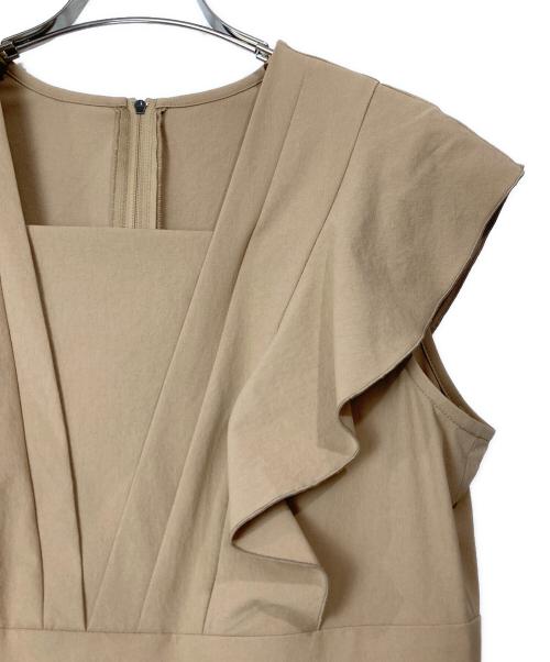 Pont Neuf（ポンヌフ）PONT NEUF (ポンヌフ) ノースリーブワンピース ベージュ サイズ:２号 未使用品の古着・服飾アイテム