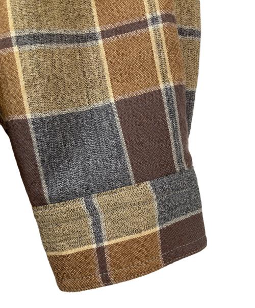 IM ISSEY MIYAKE（アイエムイッセイミヤケ）IM ISSEY MIYAKE (アイエムイッセイミヤケ) 変形チェックパターンシャツ ブラウン サイズ:Ｍの古着・服飾アイテム