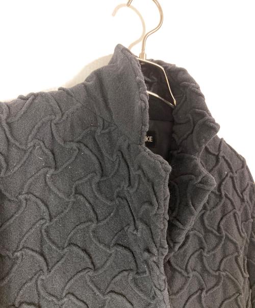 ISSEY MIYAKE（イッセイミヤケ）ISSEY MIYAKE (イッセイミヤケ) ウール網目加工ジャケット ブラック サイズ:2の古着・服飾アイテム