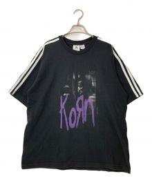 adidas（アディダス）の古着「Korn Graphic Tee 'Carbon」｜ブラック
