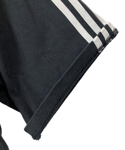 adidas（アディダス）adidas (アディダス) Korn Graphic Tee 'Carbon ブラック サイズ:Lの古着・服飾アイテム