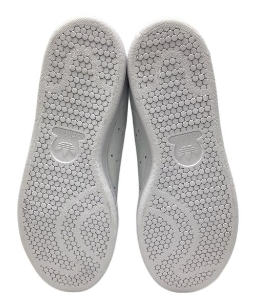 adidas（アディダス）adidas (アディダス) BEAMS (ビームス) 別注STAN SMITH/スタンスミス ホワイト サイズ:25.0 未使用品の古着・服飾アイテム