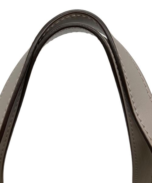 MICHAEL KORS（マイケルコース）MICHAEL KORS (マイケルコース) KENLY LG NS TOTE/ケンリー ラージ ノースサウス トート  ホワイトの古着・服飾アイテム
